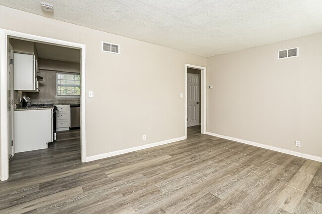 Foto del edificio - 4224 N Frankfort Ave