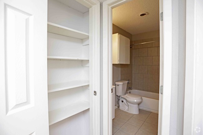 1BR,1BA - 690SF - LINEN CLOSET - Residences at White Rock Lake