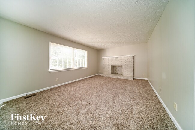 Building Photo - 10549 Thrasher Rd