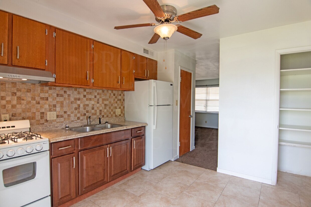 Primary Photo - 2 Bedroom 1 Bath