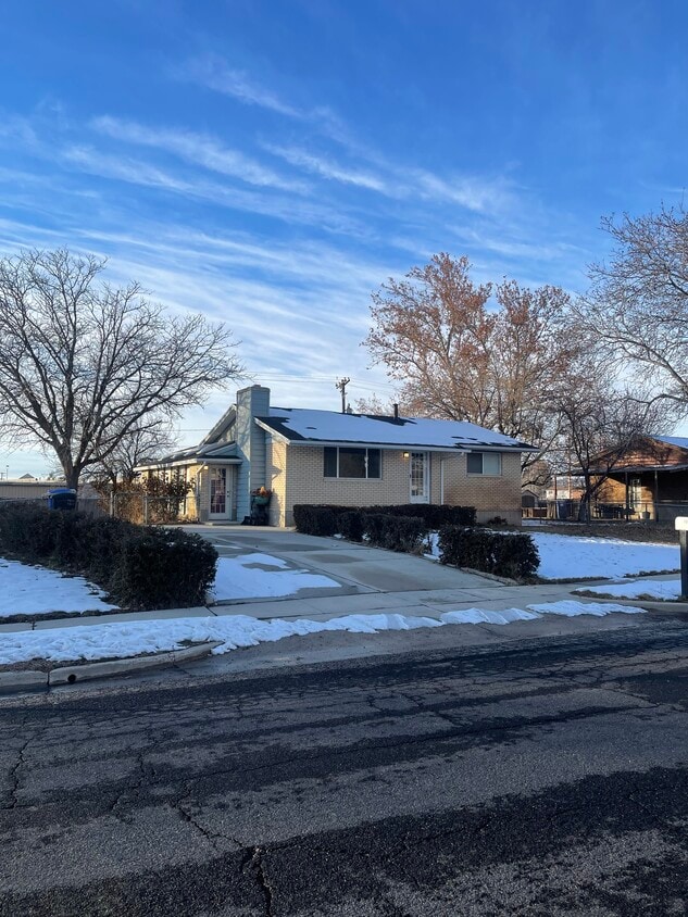 1951 N 450 E, North Ogden, UT 84414 House Rental in North Ogden, UT