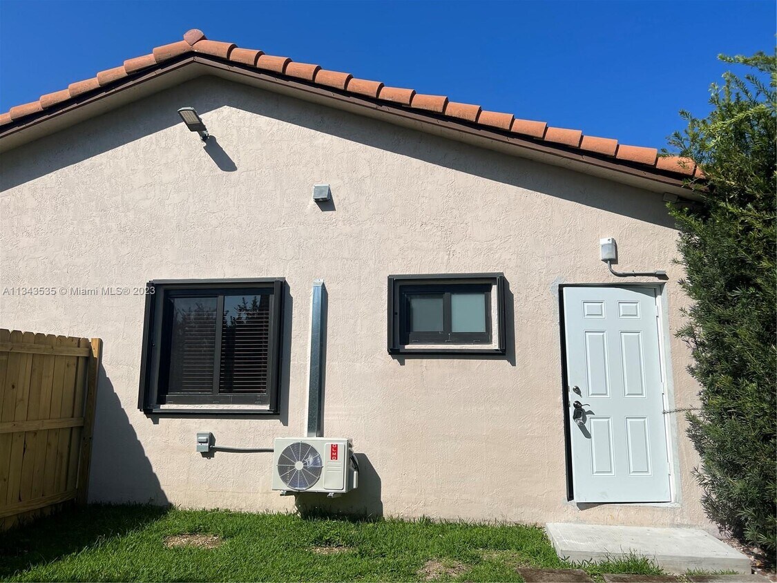 12738 SW 221st Terrace Unit 0, Goulds, FL 33170 Room for Rent in