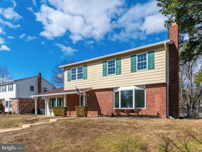 Foto del edificio - 402 S Cherry Grove Ave
