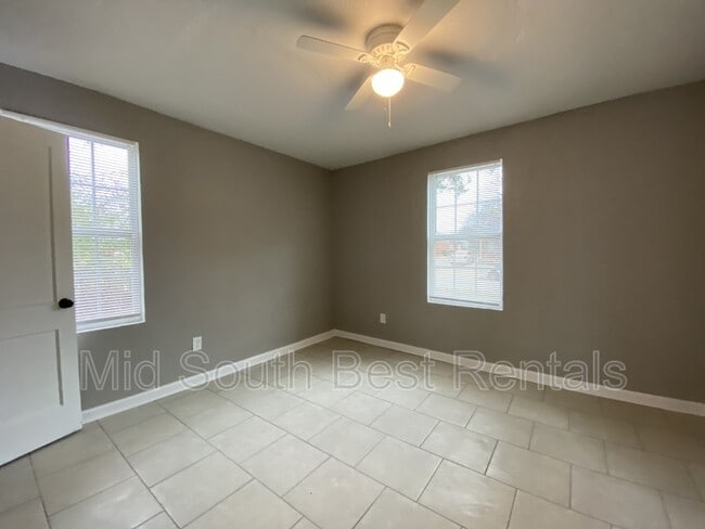 Foto del edificio - 3252 Norton Rd