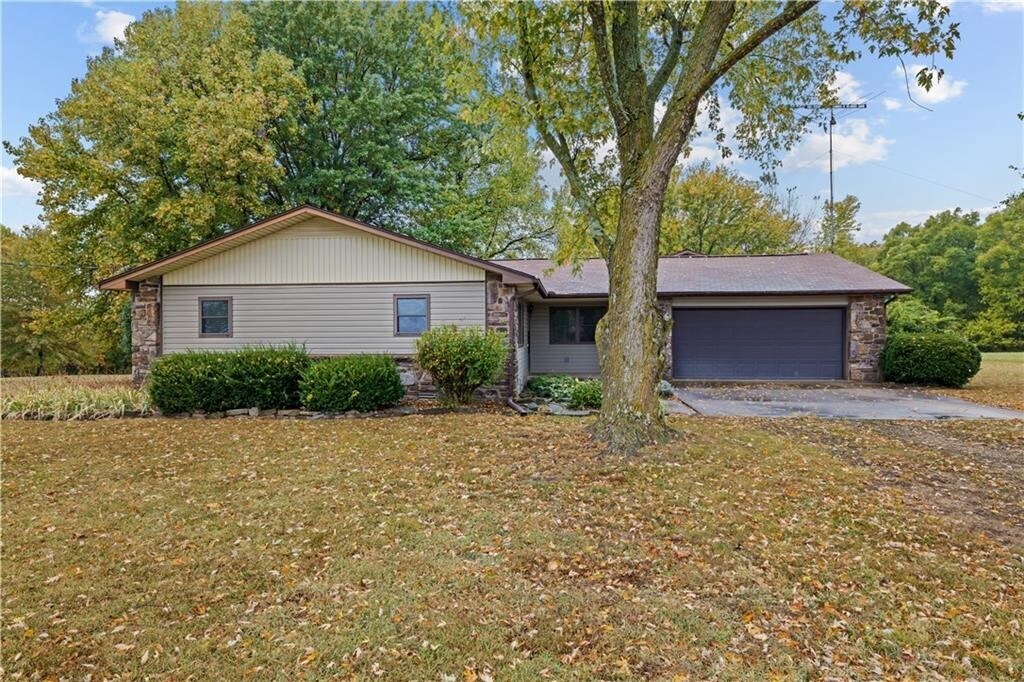 2000 S Greeler Rd, Rogers, AR 72758 House Rental in Rogers, AR