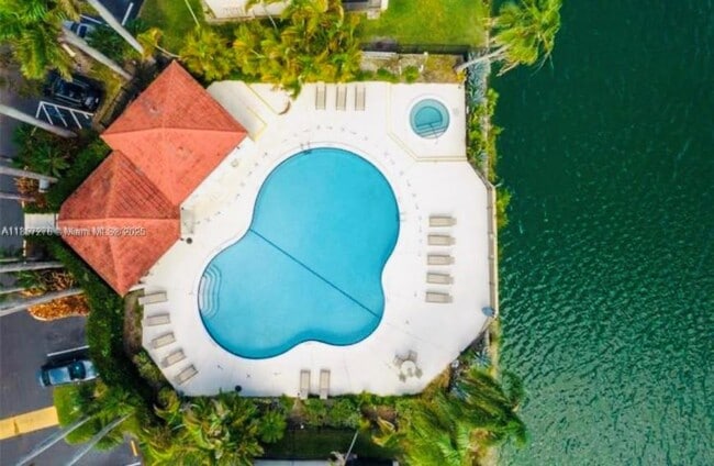 Foto del edificio - 2 bedroom in Miami FL 33179