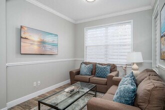 Building Photo - 875 Assembly Ct