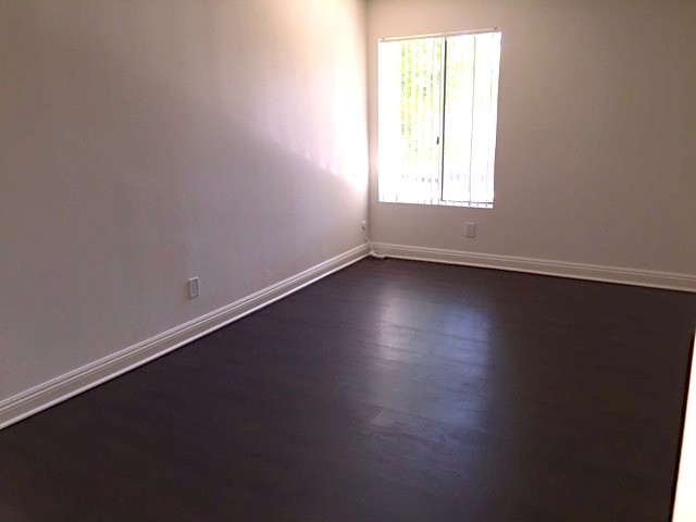 Building Photo - 5000 Whitsett Ave
