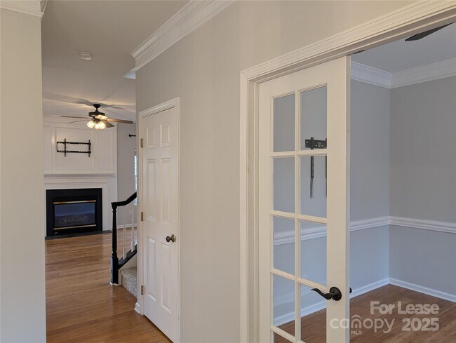 Foto del edificio - 1013 Muirfield Dr