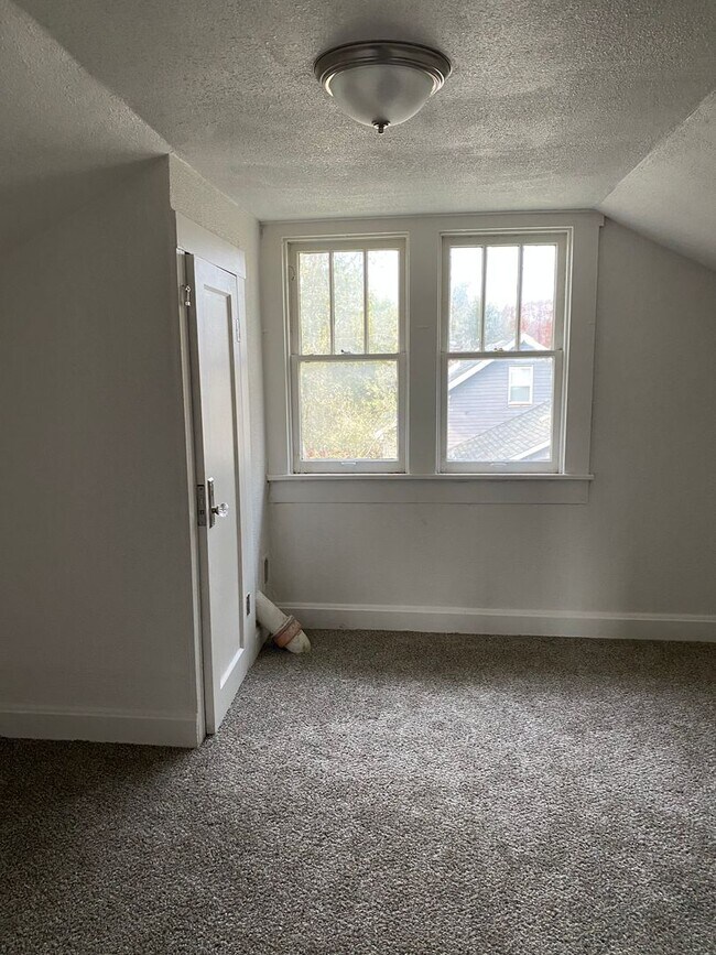 Foto del edificio - LIMITED TIME**NO APPLICATION FEE**1/2 OFF ...