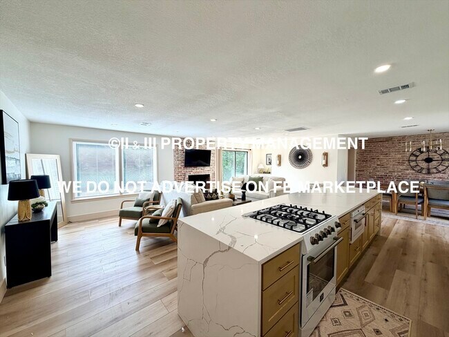 Building Photo - 9730 State Line Rd