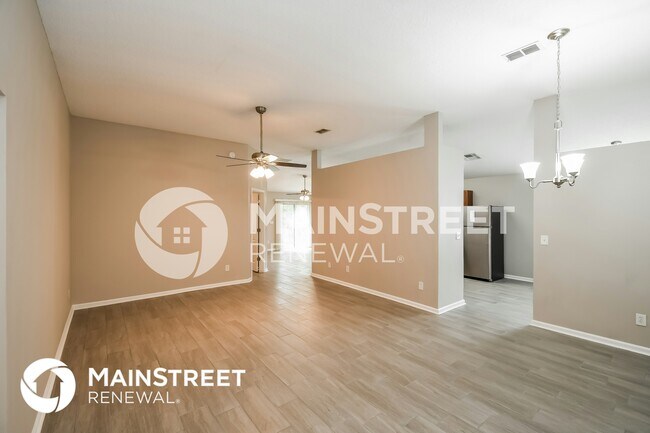 Foto del edificio - 2545 Spring Pond Ln