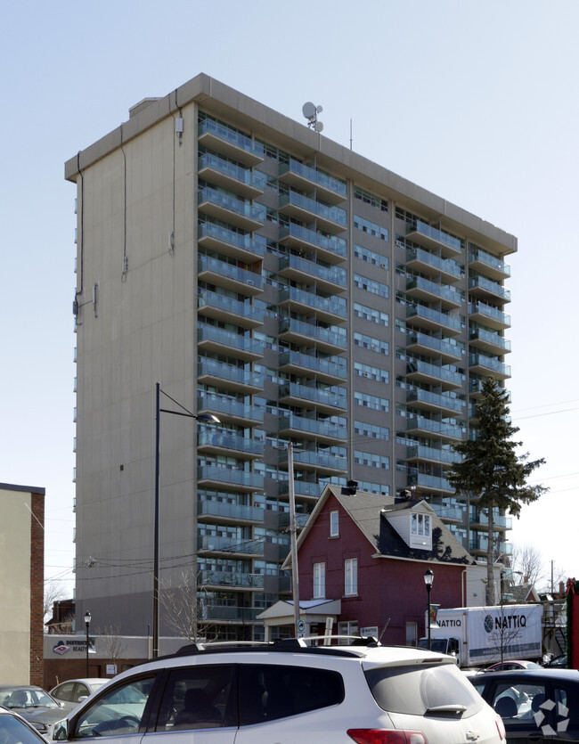 Photo du bâtiment - Suites of Somerset