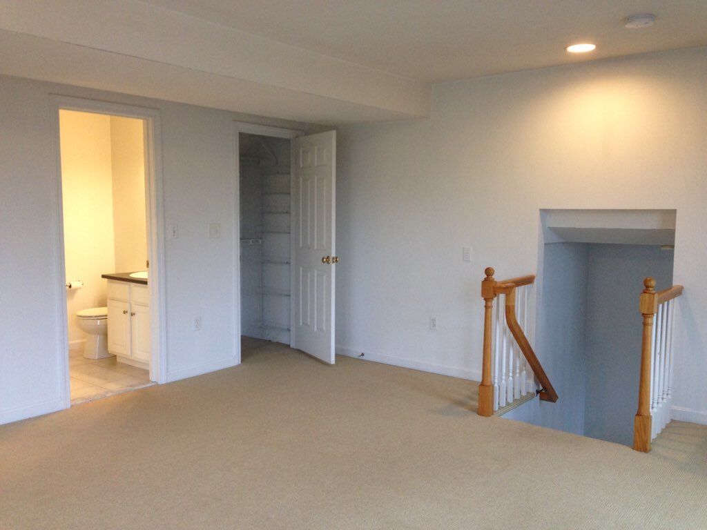 206 Falls Blvd Unit 2, Quincy, MA 02169 Apartments in Quincy, MA