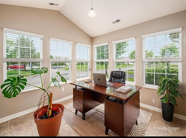 Building Photo - 6985 Kinsale Ln
