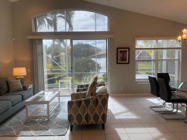 Foto del edificio - 10306 Copper Lake Dr