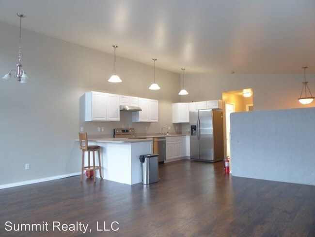 Building Photo - 10622 Horizon Dr