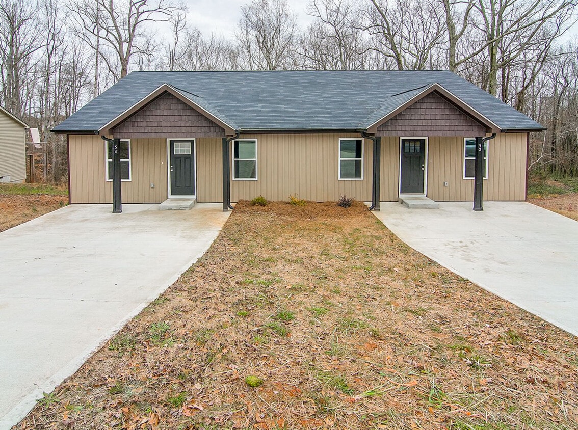 Duplex (Front) - 54 Creekside Ln