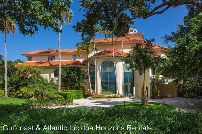 Building Photo - 188 S Beach Dr