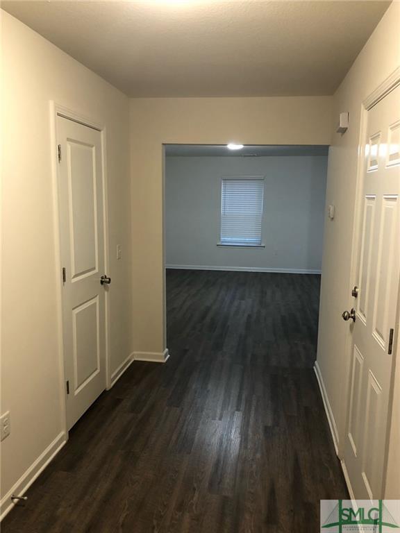 Building Photo - 110 Barfield Way