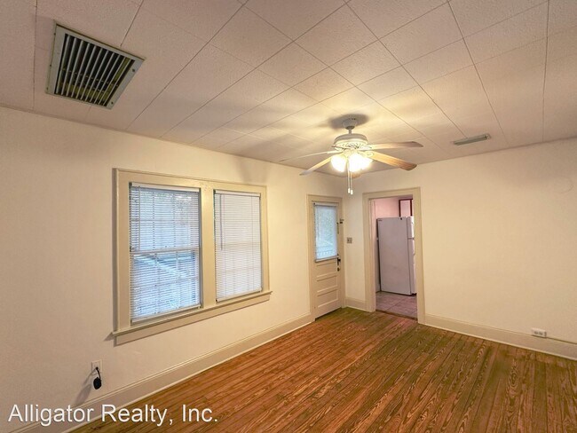 Building Photo - 2 br, 1 bath House - 311 NW 11th Street