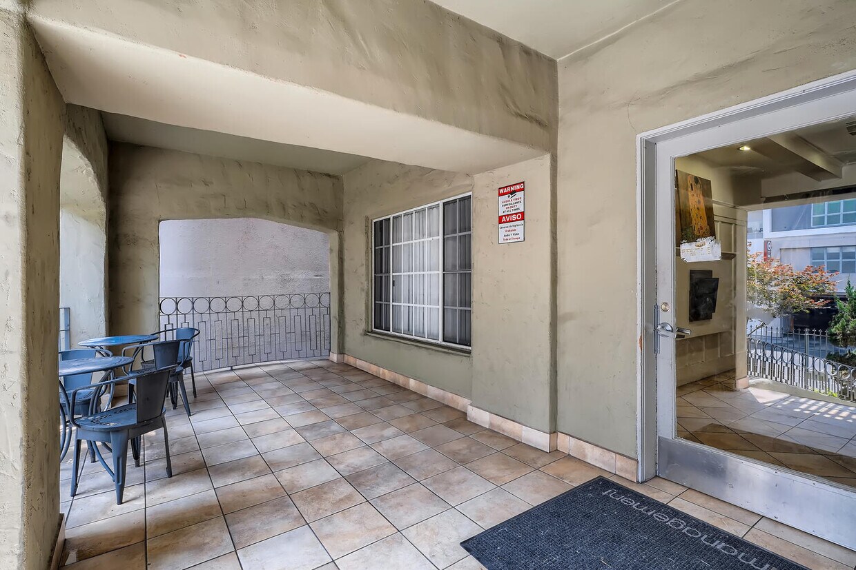 South Virgil Apartments Apartments in Los Angeles, CA Westside Rentals