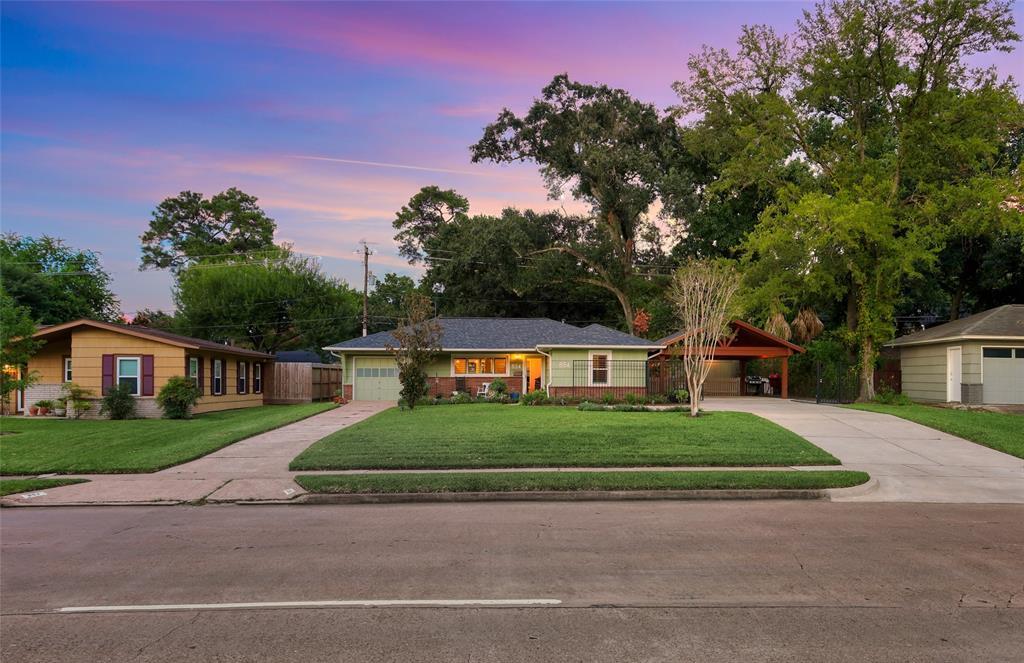 854 T C Jester Blvd, Houston, TX 77008 House for Rent in Houston, TX