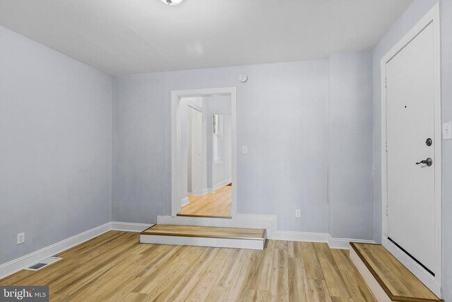 Foto del edificio - 3950 Lancaster Ave