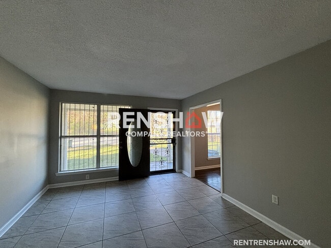 Building Photo - 2998 Elbert Cove