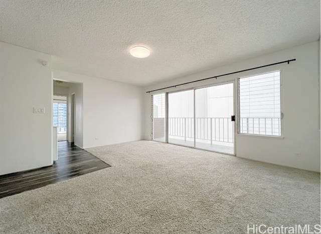 Building Photo - 731 Amana St