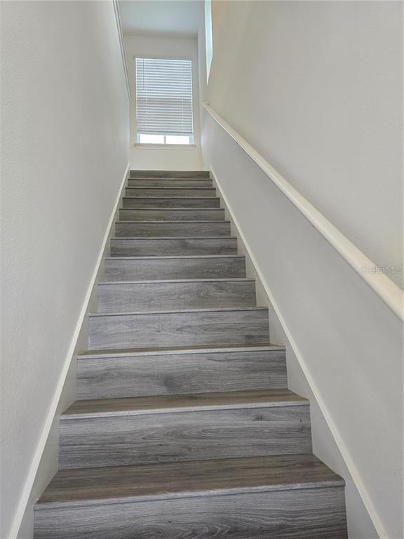 Foto del edificio - 9819 Neruda St