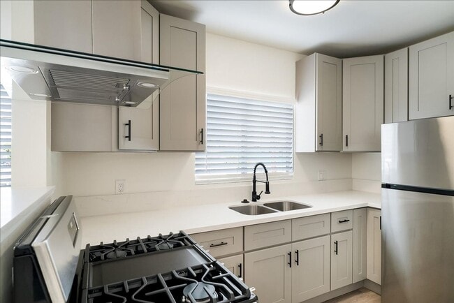 Photo - BELLA APARTMENTS: Beautiful 1 Bed - 1 Bath