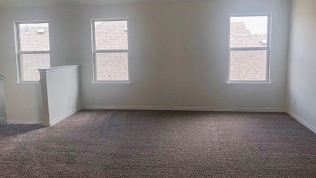 Building Photo - 2176 Miramar Dr