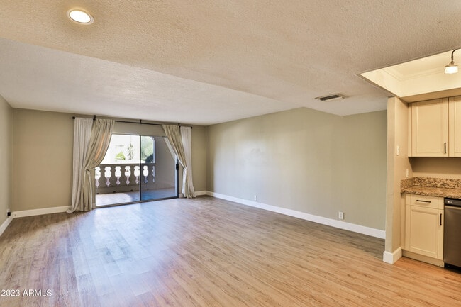 Building Photo - 7920 E Camelback Rd
