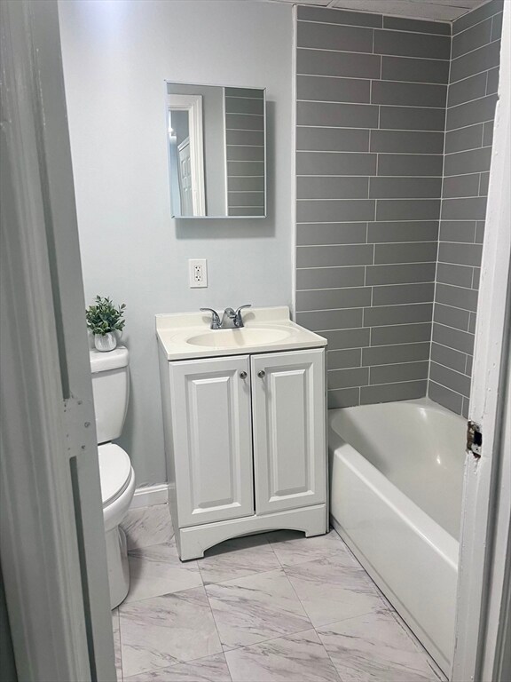 Building Photo - 56 Johnson St