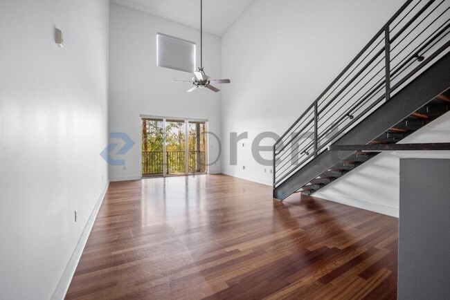 Foto del edificio - 1501 Doyle Carlton Dr