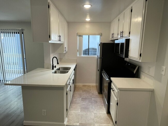 Interior Photo - 132 Clark Dr