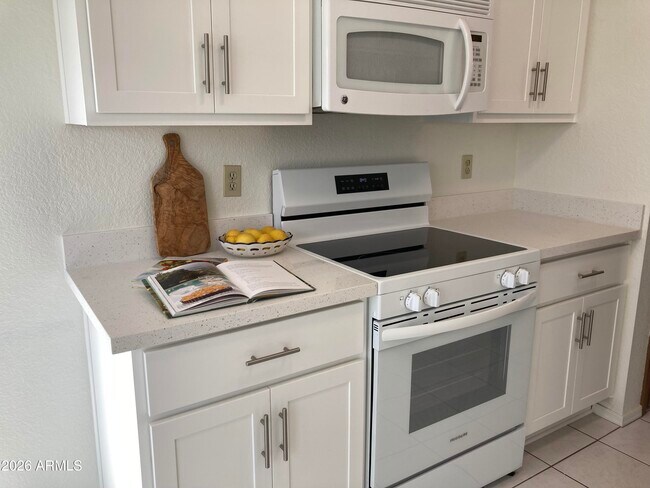 Foto del edificio - 314 E Campo Bello Dr