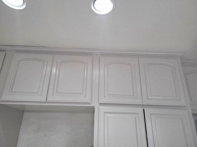 Foto del edificio - 1930 Adrian St