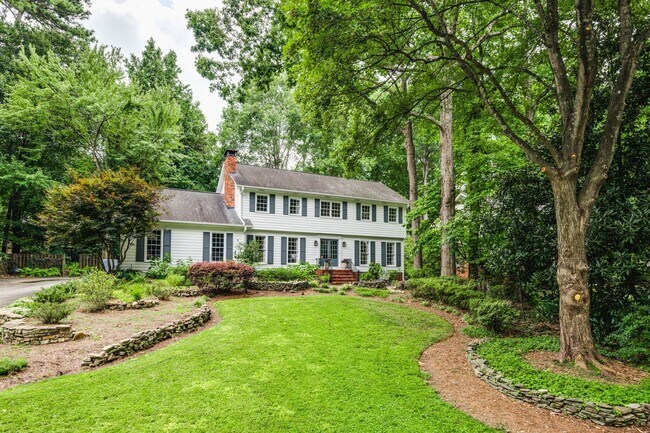 Building Photo - 1733 Kellogg Springs Dr