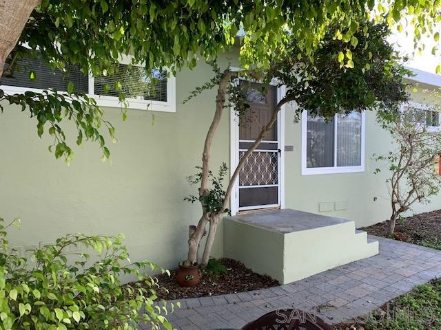 Foto del edificio - 5038 Narragansett Ave