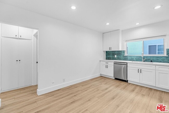 Building Photo - 2007 Vestal Ave