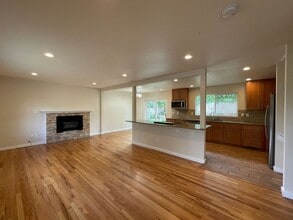 Building Photo - 4272 Graham Ct