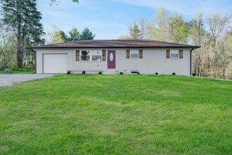 Building Photo - 1675 Charlie Rd