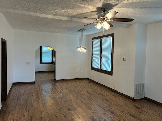 Living/dining - 511 E Old Andrew Johnson Hwy