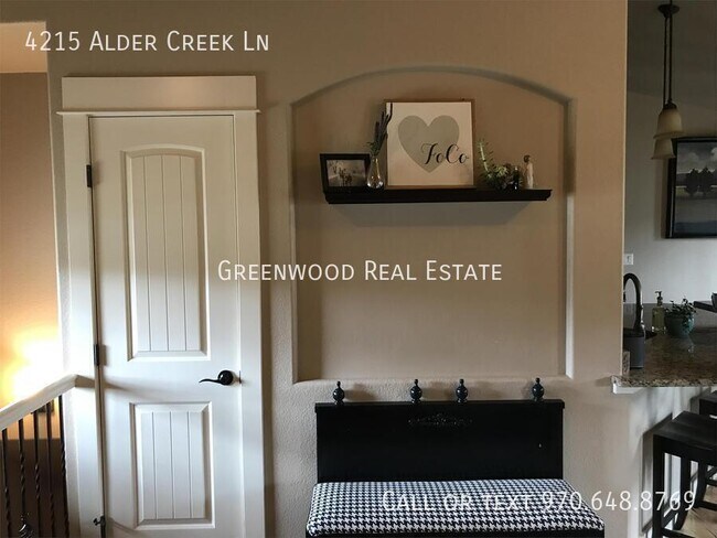 Foto del edificio - 4215 Alder Creek Ln