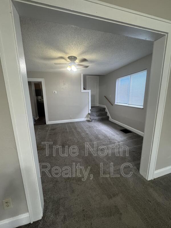 Building Photo - 1221 E Twentieth Avenue