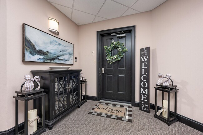 Foto del edificio - 124 Miracle Strip Pkwy SW