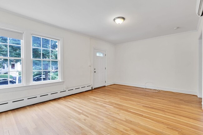 Building Photo - 1710 37th St NW