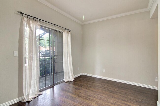 Foto del edificio - 2524 Preston Rd